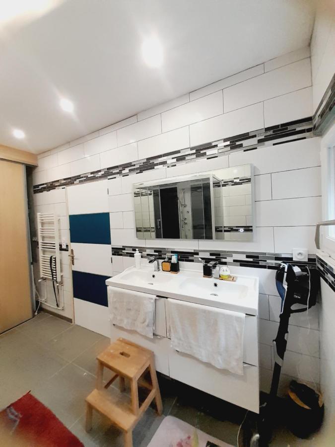 Une Chambre De 20M2 Chez Les Habitants دْييب المظهر الخارجي الصورة