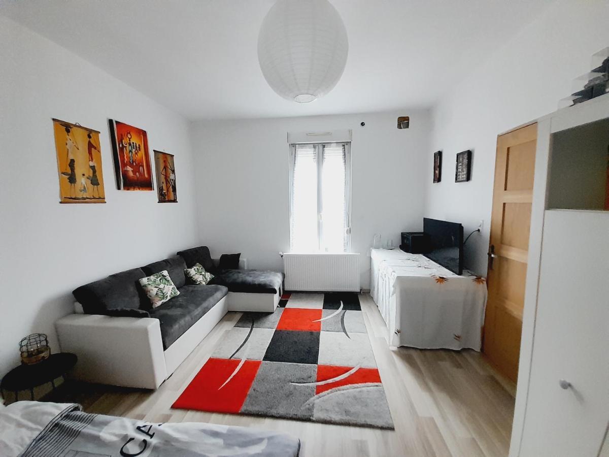 Une Chambre De 20M2 Chez Les Habitants دْييب المظهر الخارجي الصورة